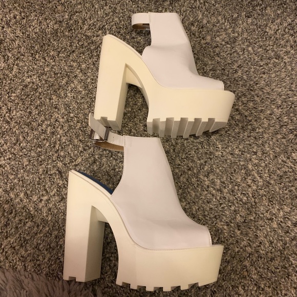 (SOLD) Public Desire White Platform Heels - Picture 7 of 12